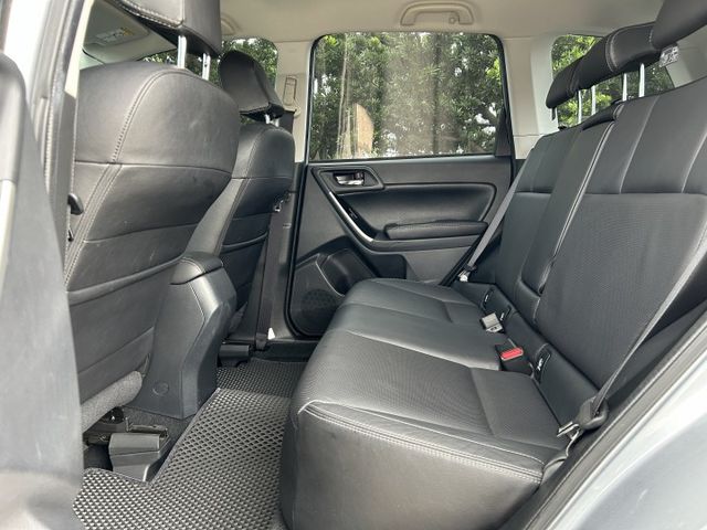 ✅FORESTER ✅2.0 i-L ✅水平對臥自然進氣引擎 ✅Keyless ✅電動尾門 ✅兩組駕駛座記憶 ✅原鈑件  第15張相片