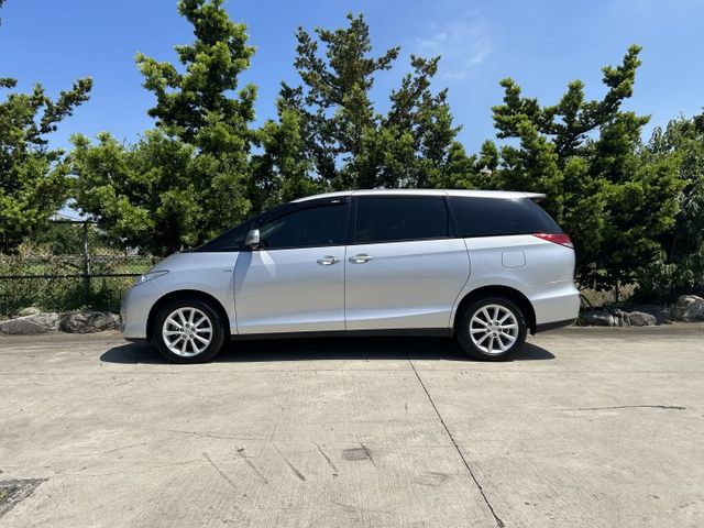 ✅Previa ✅2.4 ✅正七座休旅車 ✅最實惠休旅車稅金級距  ✅CVT變速箱 ✅原上市公司客戶接待用車 ✅可認證  第2張相片