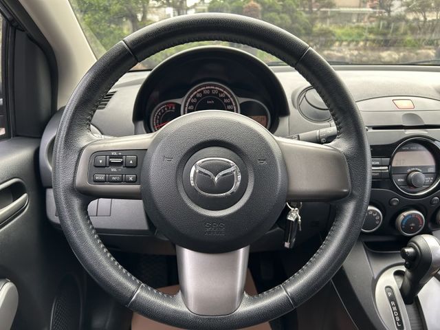 ✅MAZADA2 ✅1.5頂級型 ✅小迴轉半徑 ✅家族化下氣壩設計 ✅俐落都會用車 ✅僅跑8萬公里 ✅一手車 ✅可認證  第10張相片