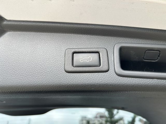 ✅FORESTER ✅2.0 i-L ✅水平對臥自然進氣引擎 ✅Keyless ✅電動尾門 ✅兩組駕駛座記憶 ✅原鈑件  第16張相片