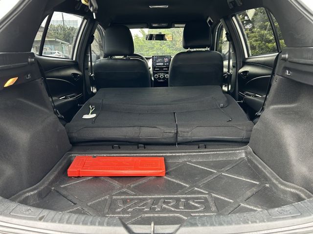 ✅YARIS ✅經典版 ✅搭載VSC/TRC/HAC ✅LED日行燈 ✅光感應頭燈 ✅ISOFIX ✅可認證  第16張相片