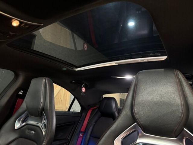 M-BENZ賓士 CLA45 AMG  第17張相片