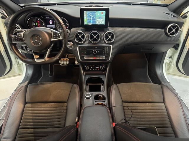 M-BENZ賓士 A180  第8張相片