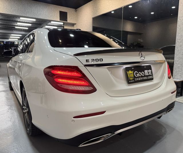 M-BENZ賓士 E300  第3張相片