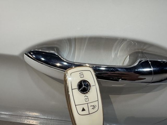 M-BENZ賓士 E300  第18張相片
