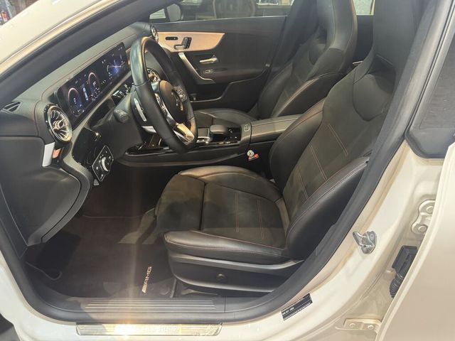 M-BENZ賓士 CLA250  第5張相片