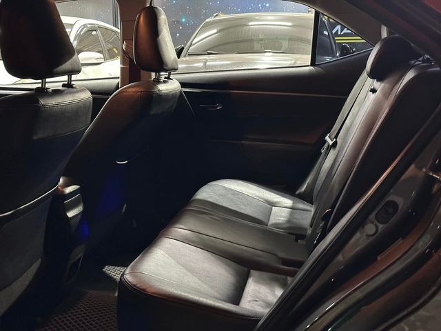 TOYOTA豐田 ALTIS  第6張相片