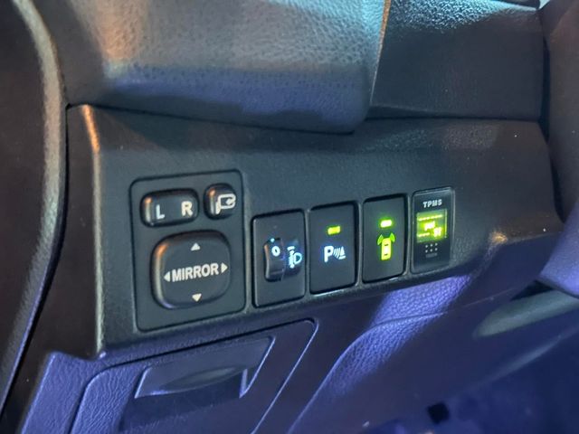 TOYOTA豐田 ALTIS  第10張相片