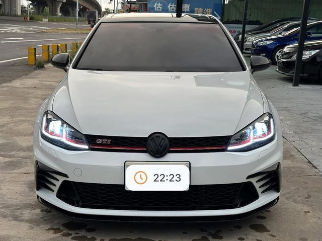 VOLKSWAGEN福斯 GOLF GTI  第2張相片