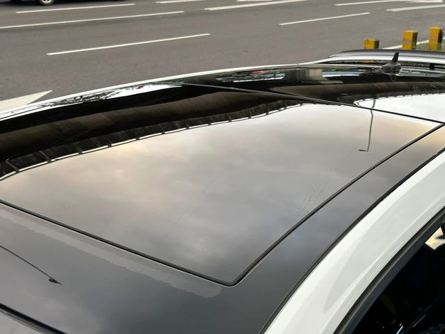 VOLKSWAGEN福斯 GOLF GTI  第9張相片