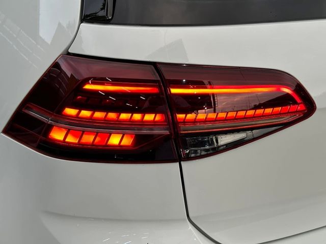 VOLKSWAGEN福斯 GOLF GTI  第11張相片