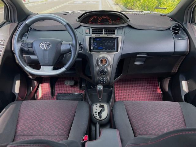 TOYOTA豐田 YARIS  第5張相片
