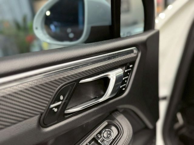 PORSCHE保時捷 MACAN S  第11張相片