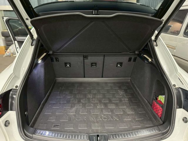PORSCHE保時捷 MACAN S  第20張相片