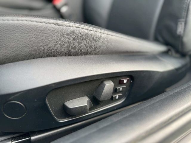 BMW寶馬 320I LCI  第14張相片