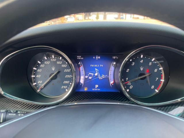總代理總裁座駕新車668萬/回頭率極高的車/原版件/里程保證  第9張相片