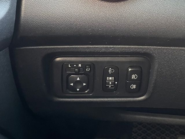 X-Sport 跨界豪華型/橘黑色搭配X-Sport版座椅/IKEY/倒車顯影/多媒體影音/抬頭顯示器  第15張相片