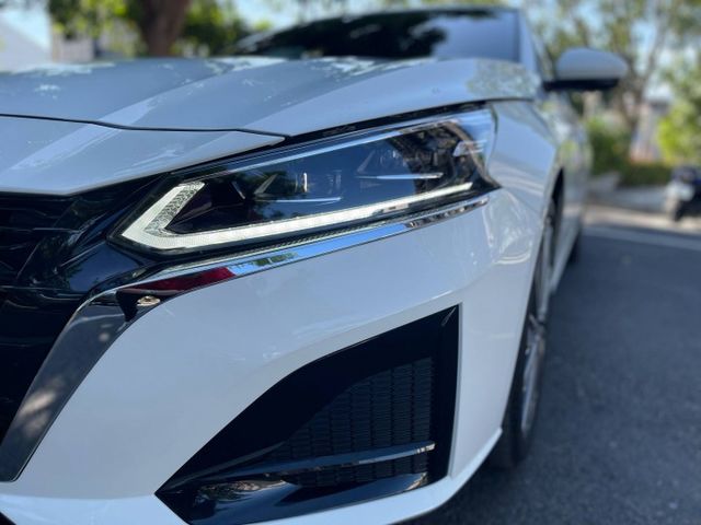 稀有頂規版 ACC跟車/360環景/BOSE音響/換檔撥片/AppleCarPlay  第3張相片