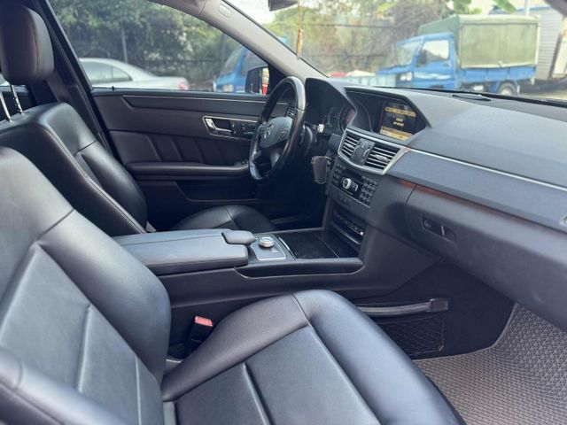 總代理/定速/天窗/雙前電動座椅/方向盤快控//循跡防滑/認證車  第6張相片