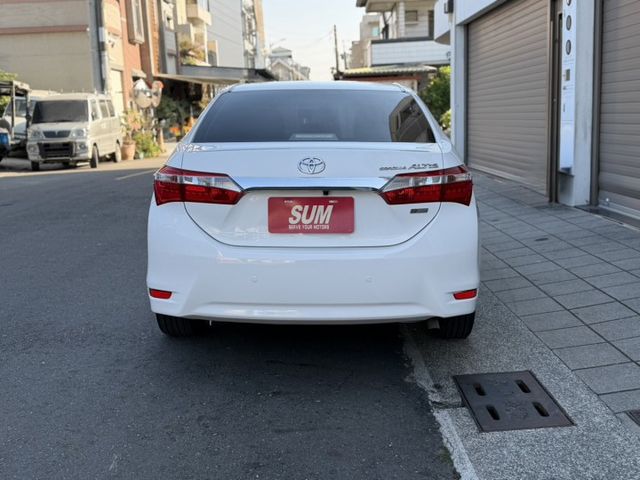 多功能方向盤/免鑰匙啟動/LED日型燈/定速巡航  第4張相片