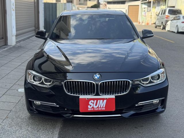 總代理 Luxury版 里程很少 氣氛很好 !  第3張相片