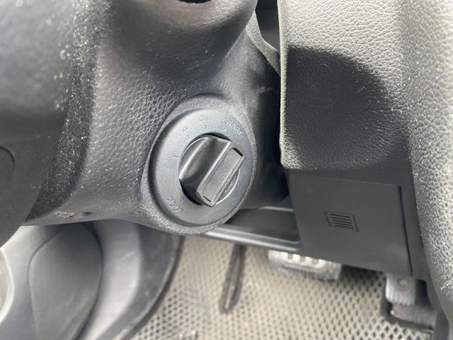 NISSAN日產 TIIDA  第10張相片