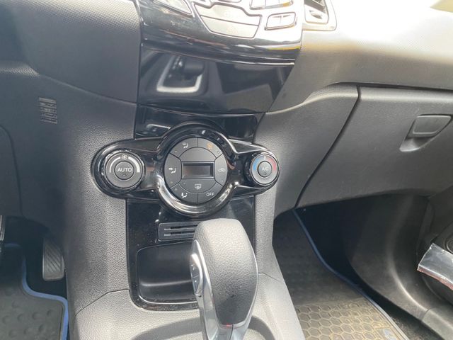 FORD福特 FIESTA  第9張相片