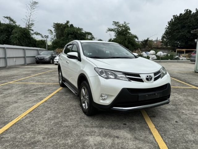 TOYOTA豐田 RAV4  第4張相片