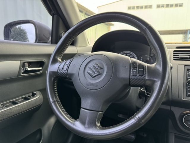 SUZUKI鈴木 SWIFT  第6張相片