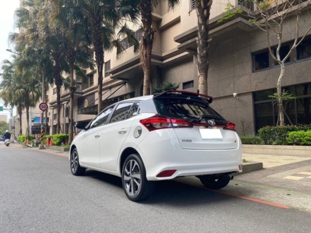 TOYOTA豐田 YARIS  第2張相片
