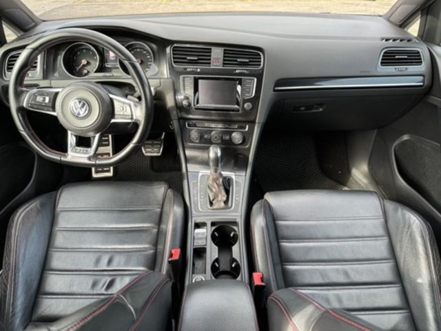 VOLKSWAGEN福斯 GOLF GTI  第5張相片