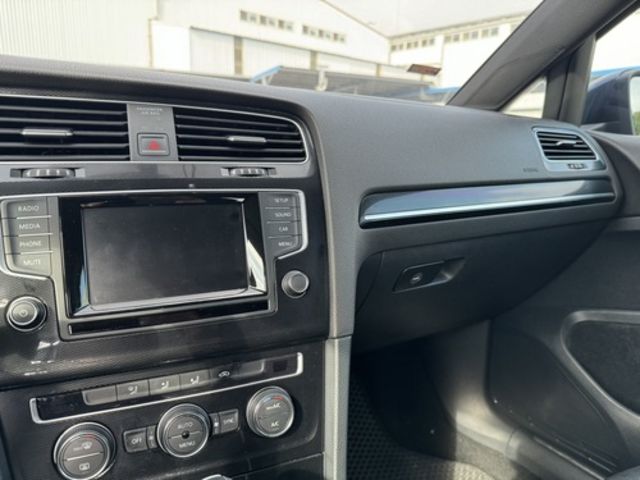 VOLKSWAGEN福斯 GOLF GTI  第9張相片