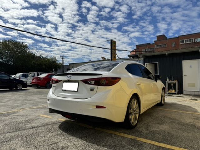 MAZDA馬自達 MAZDA 3  第4張相片