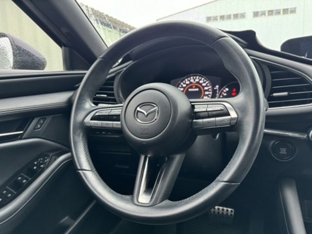 MAZDA馬自達 MAZDA 3  第6張相片