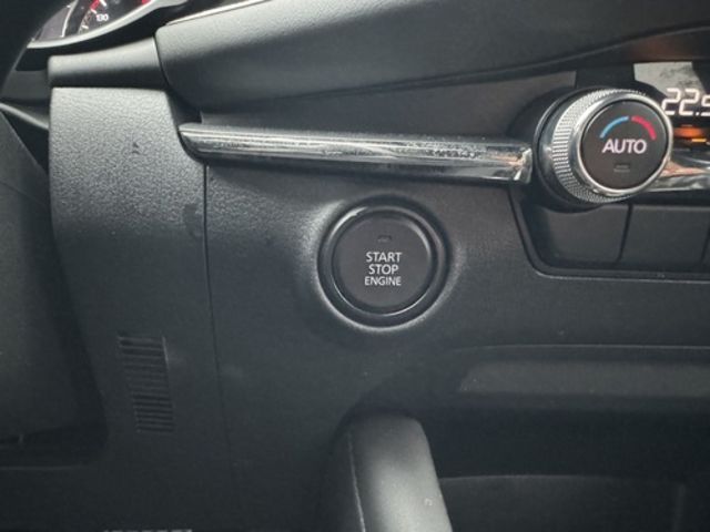 MAZDA馬自達 MAZDA 3  第7張相片