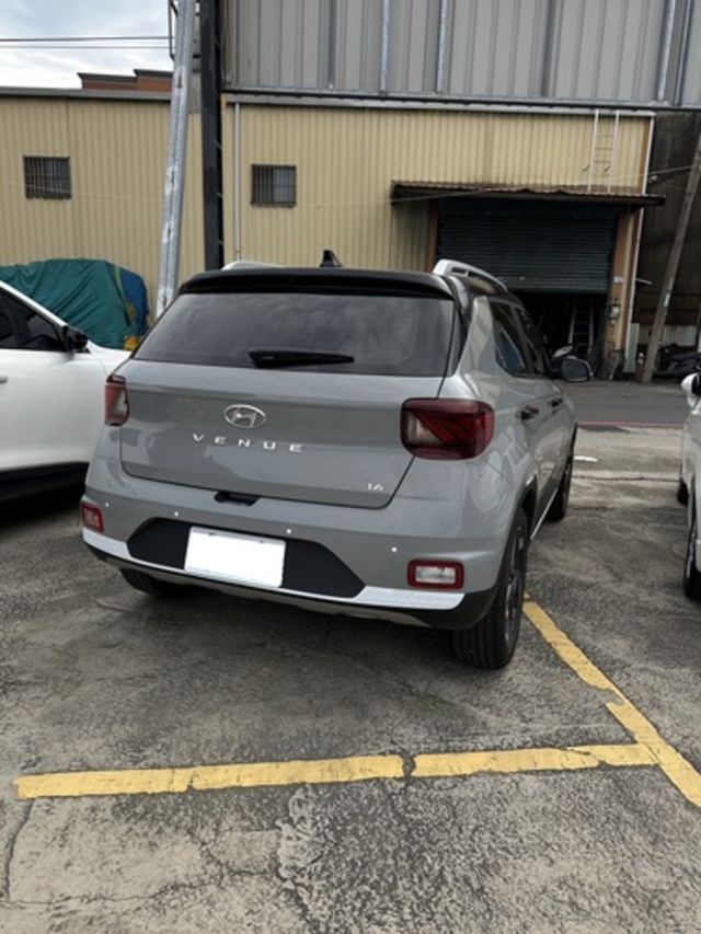 HYUNDAI現代 VENUE  第2張相片