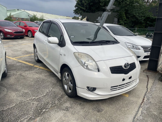 TOYOTA豐田 YARIS  第2張相片