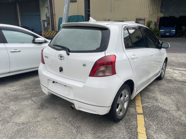 TOYOTA豐田 YARIS  第3張相片