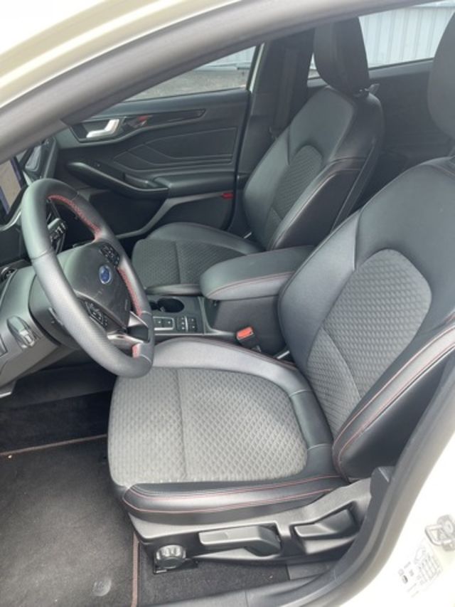 FORD福特 FOCUS  第7張相片