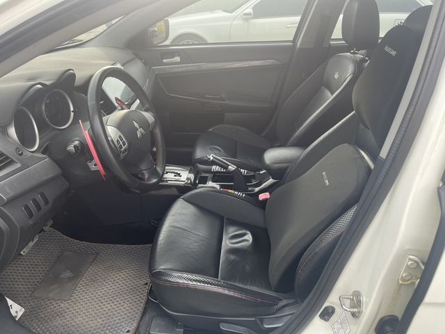 MITSUBISHI三菱 LANCER IO  第5張相片