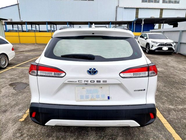 TOYOTA豐田 COROLLA CROSS HYBRID  第4張相片