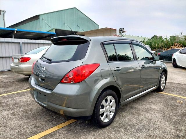 NISSAN日產 TIIDA  第3張相片