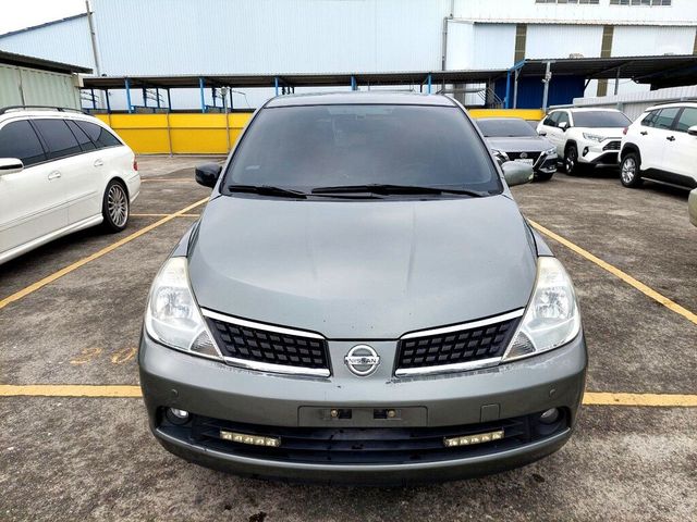 NISSAN日產 TIIDA  第5張相片