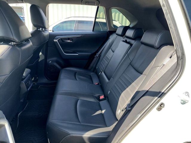 TOYOTA豐田 RAV4  第13張相片