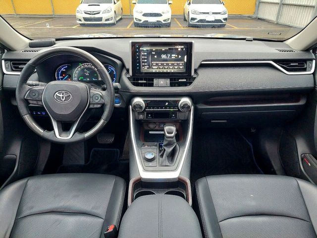 TOYOTA豐田 RAV4  第9張相片