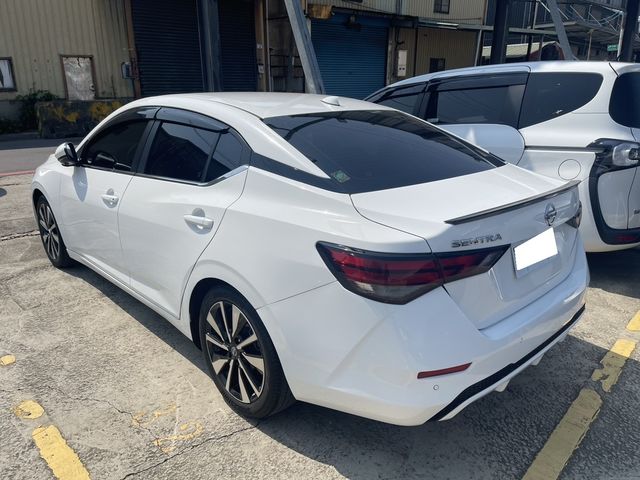NISSAN日產 SENTRA  第3張相片