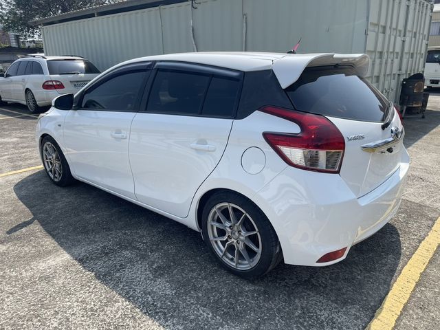 TOYOTA豐田 YARIS  第2張相片