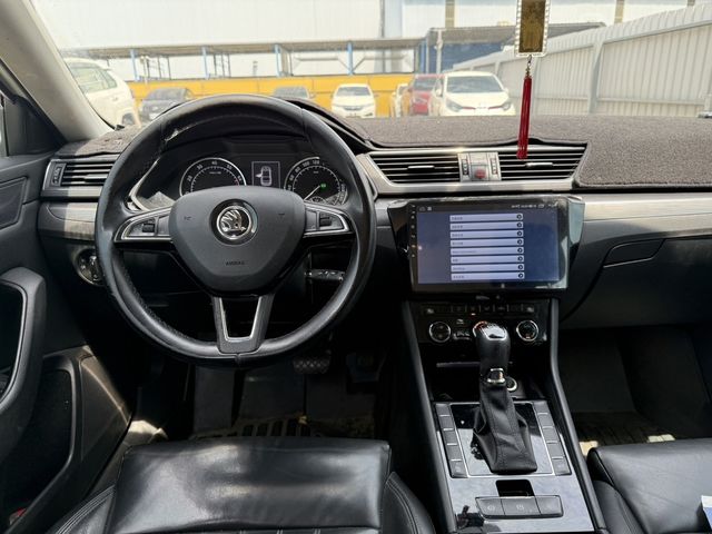 SKODA司科達 SUPERB  第5張相片