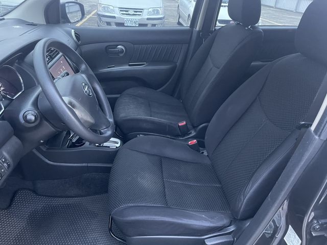 NISSAN日產 LIVINA  第7張相片
