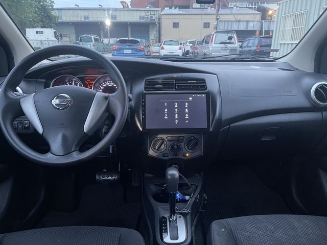 NISSAN日產 LIVINA  第9張相片